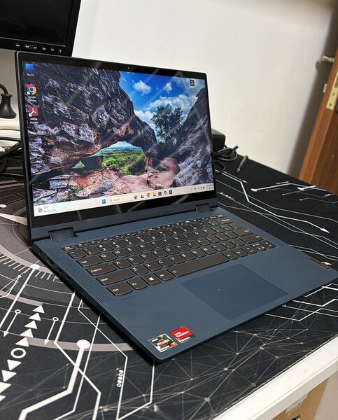 Lenovo IdeaPad Flex 5 - Refurbished cu Garantie 1 An!